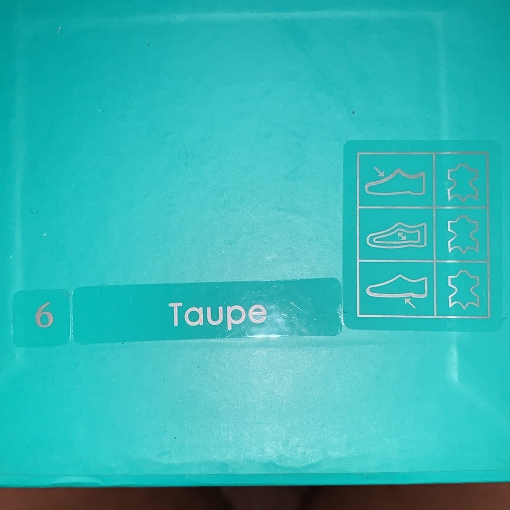 Tieks Taupe Ballet Flats 6 - Picture 13 of 13